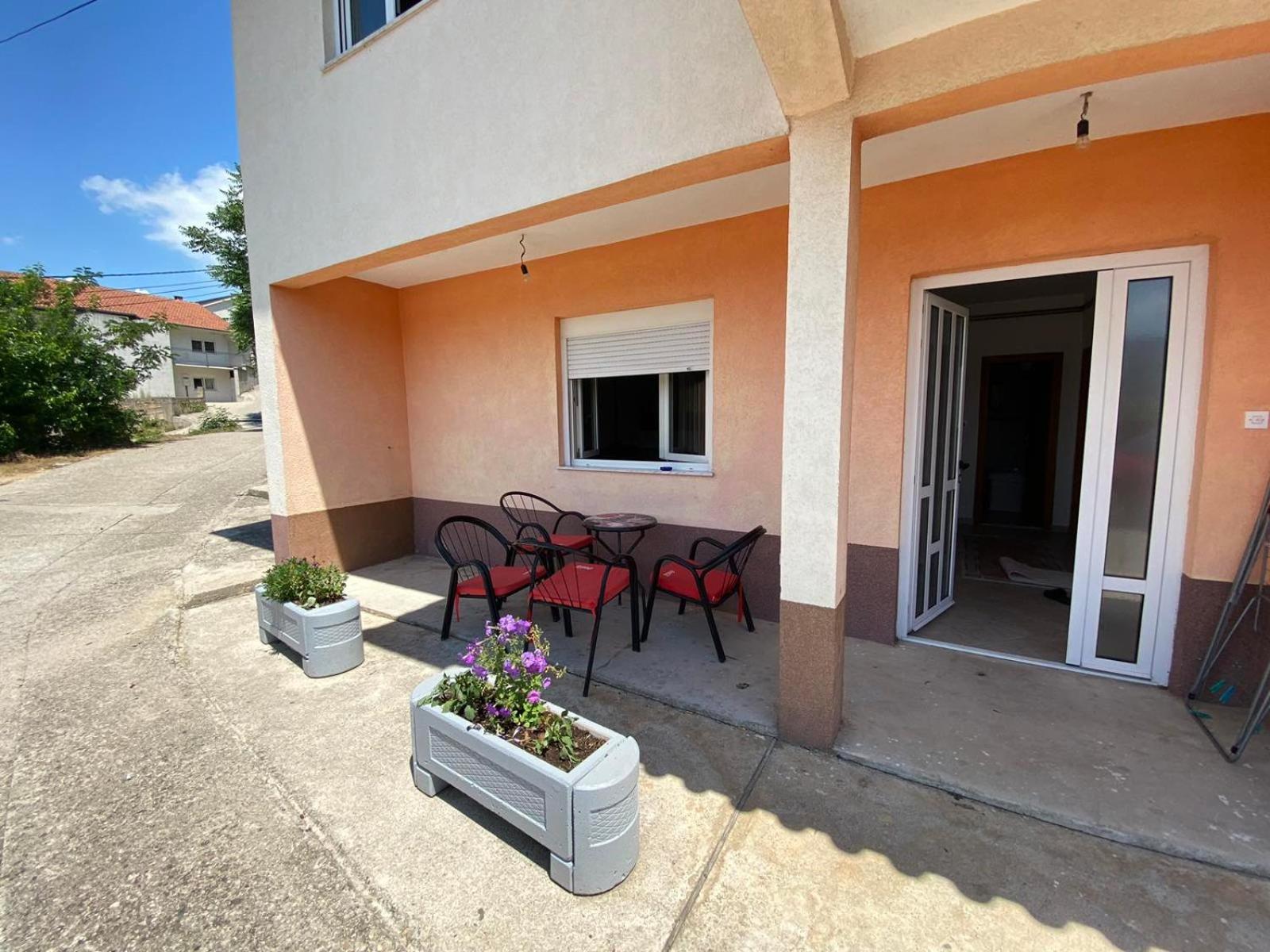 Apartment Sanjo موستار المظهر الخارجي الصورة
